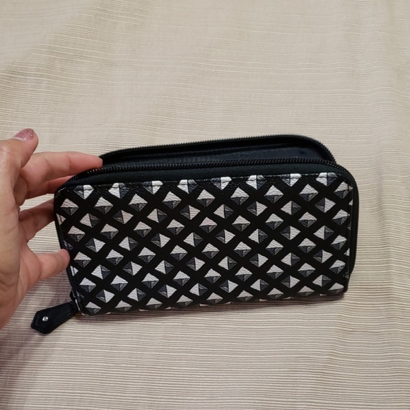 Vera Bradley Wallet - Picture 3 of 6